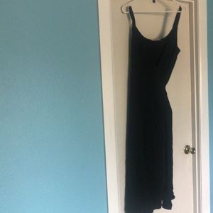 Everlane adjustable wrap dress